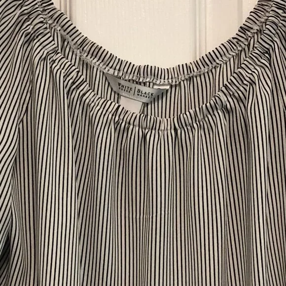White House Black Market Women's Top size Medium - Picture 5 of 5